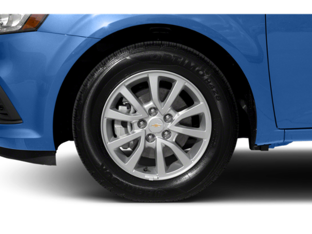 2019 Chevrolet Sonic LT photo 3