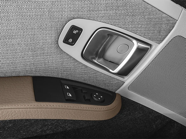 Used 2014 Silver BMW with Range Extender image 20