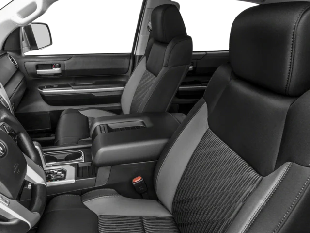 Used 2017 White Toyota SR5 image 6