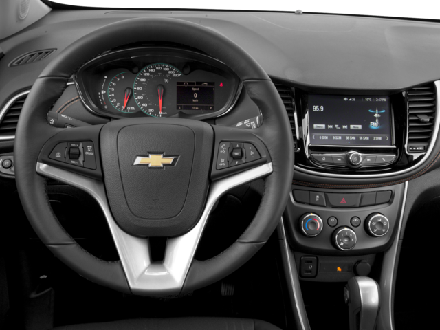 Used 2018 Silver Ice Metallic Chevrolet LT image 4