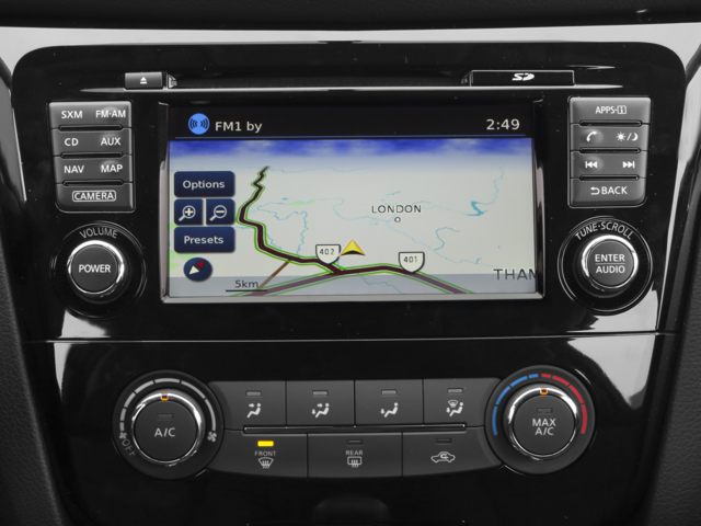 Used 2016 Glacier White NISSAN S image 22