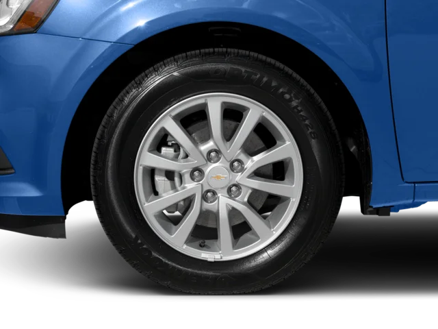 Used 2017 Silver Chevrolet LT image 8