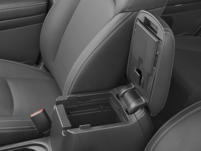 Used 2017 Ice Silver Metallic Subaru Limited image 13