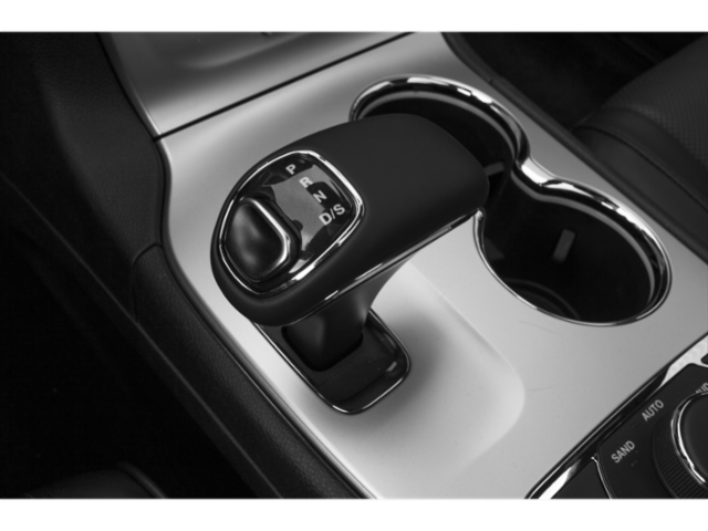 Used 2015 Bright White Clearcoat Jeep Summit image 8