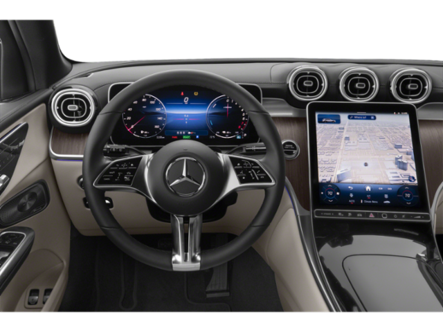 2025 Mercedes-Benz GLC Base - Photo 4