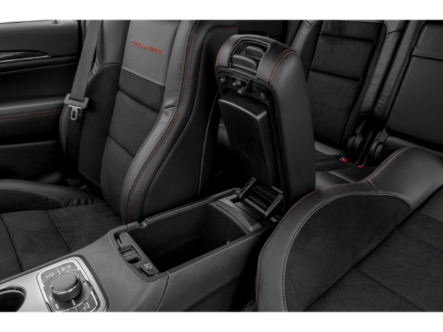 Used 2018 Bright White Clearcoat Jeep Trailhawk image 12