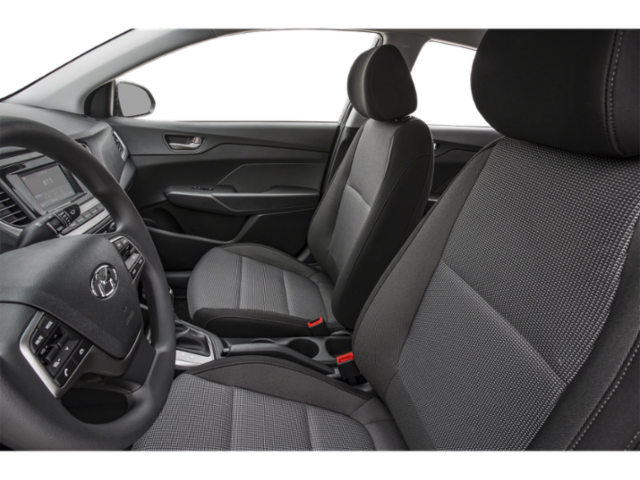 Used 2019 White Hyundai SE image 6