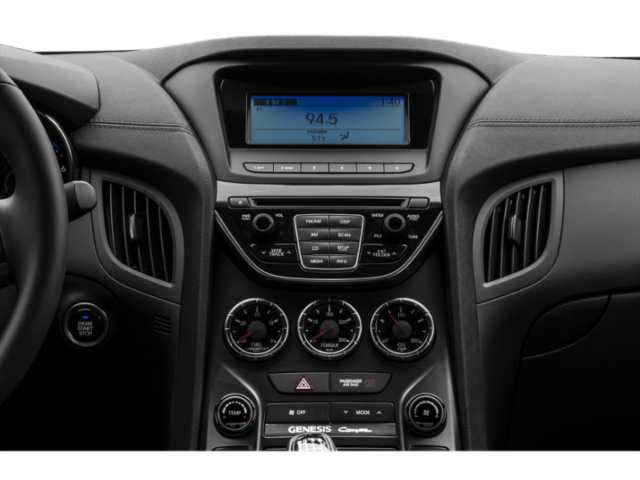 Used 2015  Hyundai 3.8 image 11