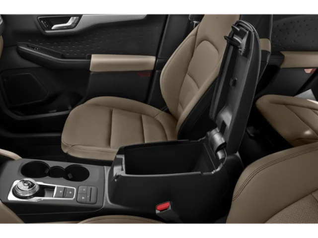 Used 2020  Ford SEL image 14