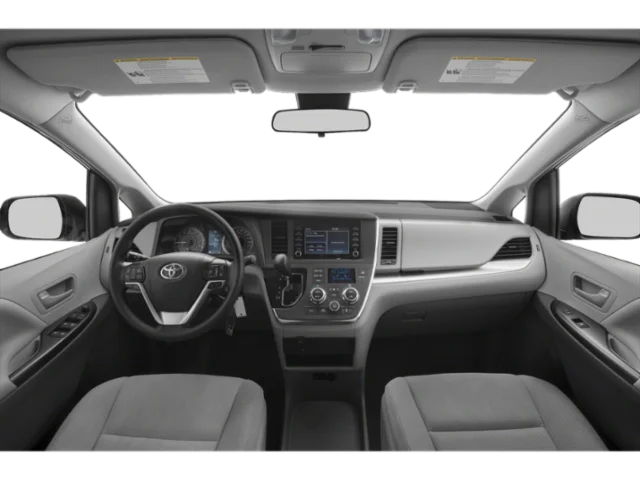 Used 2018 White Toyota XLE image 5