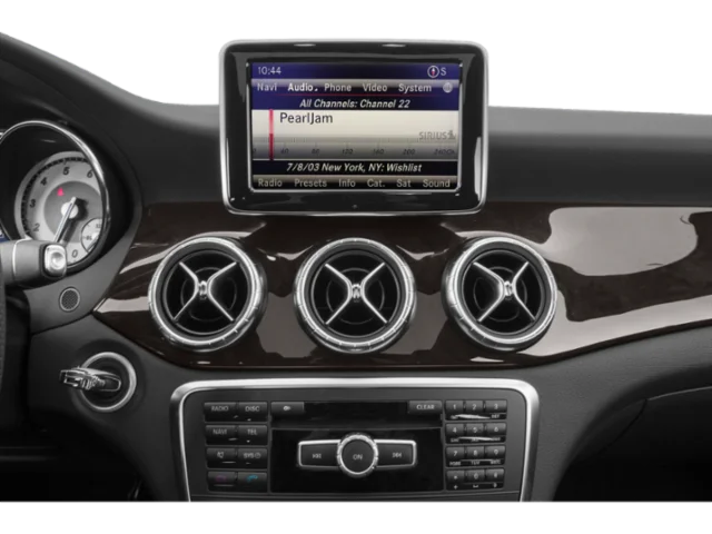 Used 2015 Red Mercedes-Benz CLA 250 image 7