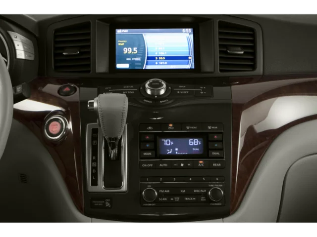 Used 2015 Silver Nissan 3.5 SV image 7