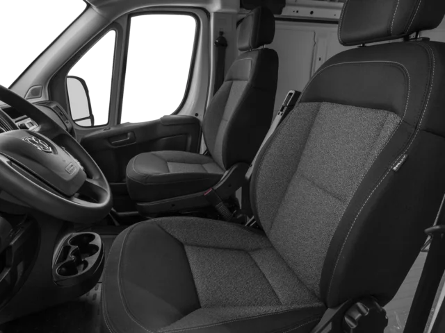 Used 2016 White Ram Low Roof image 6
