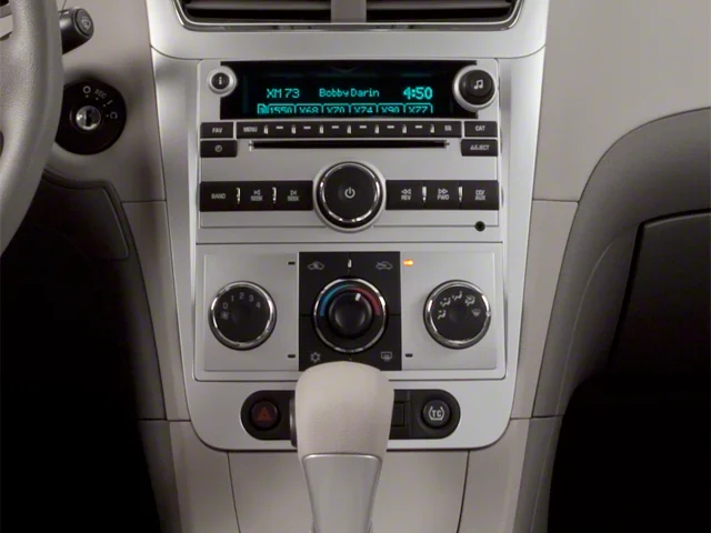 Used 2010 Gold Chevrolet LT image 12