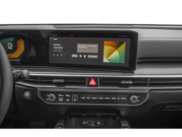 Used 2025 Cityscape Green Kia EX image 7