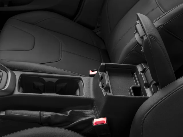 Used 2016 Black Ford SE image 12