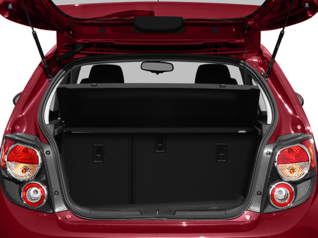 2016 Chevrolet Sonic LT - Photo 15