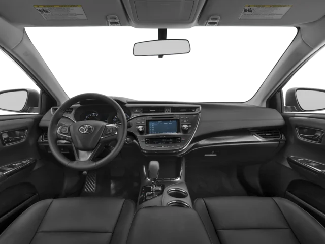 Used 2016 Silver Toyota XLE image 7