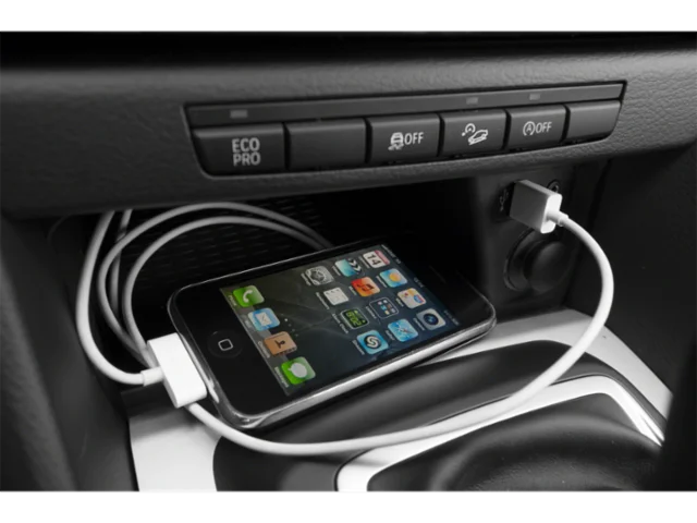Used 2015 Blue BMW sDrive28i image 13