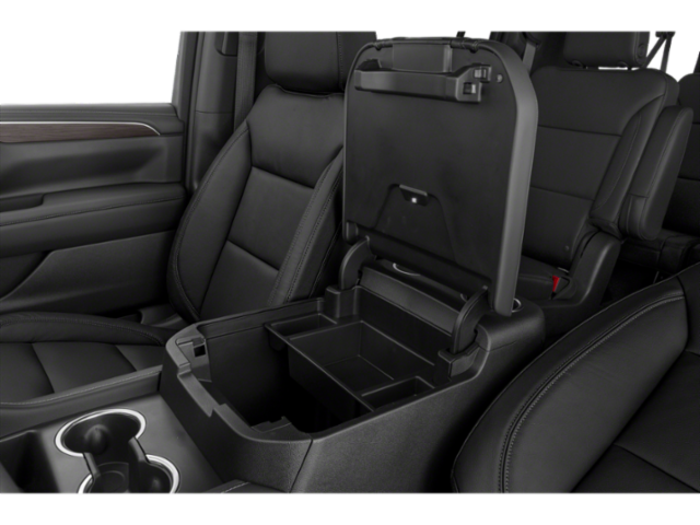 Used 2024 red Chevrolet Z71 image 11