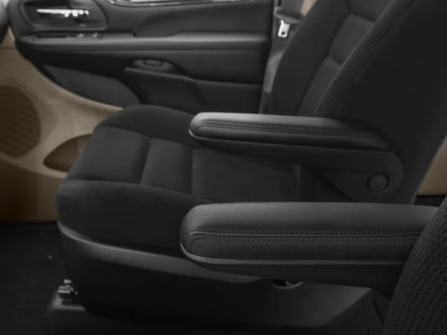 Used 2018 White Dodge SE image 15