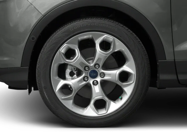 Used 2016  Ford Titanium image 10