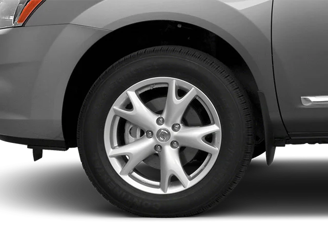 Used 2014 White Nissan S image 9
