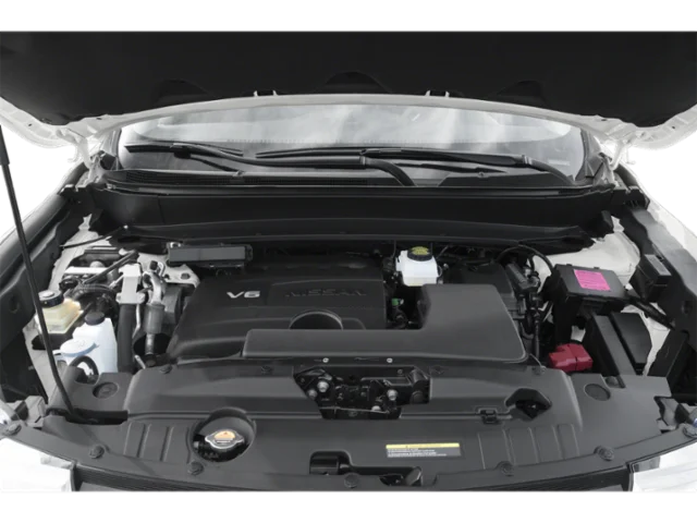 Used 2020 White Nissan Platinum image 10