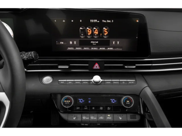 Used 2021  Hyundai Limited image 10