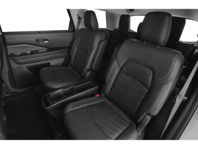 Used 2022 Gray Nissan Platinum image 17