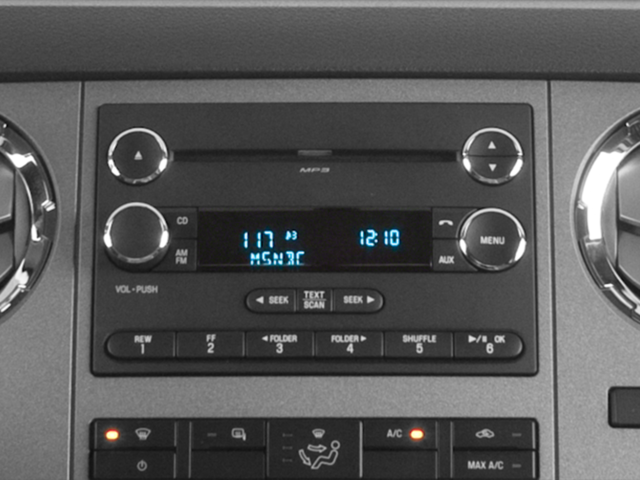 Used 2016 Gray Ford XLT image 7