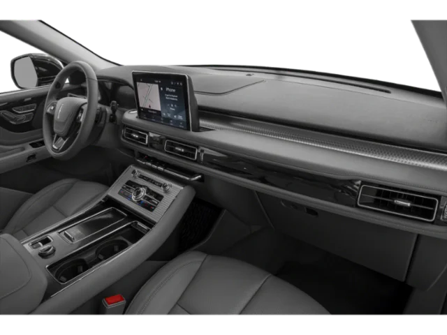 Used 2020 Black Lincoln Grand Touring image 12