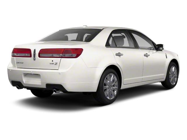 Used 2010 Silver Lincoln Base image 2