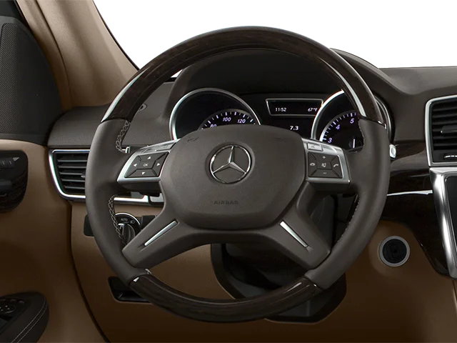Used 2013 Steel Gray Metallic Mercedes-Benz ML350 4MATIC® image 4