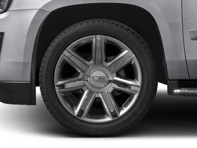 Used 2016 CRYSTAL WHITE TRICOAT Cadillac Luxury Collection image 8