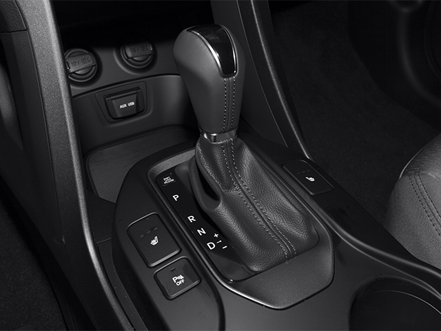 Used 2014 Mineral Gray Hyundai  image 8
