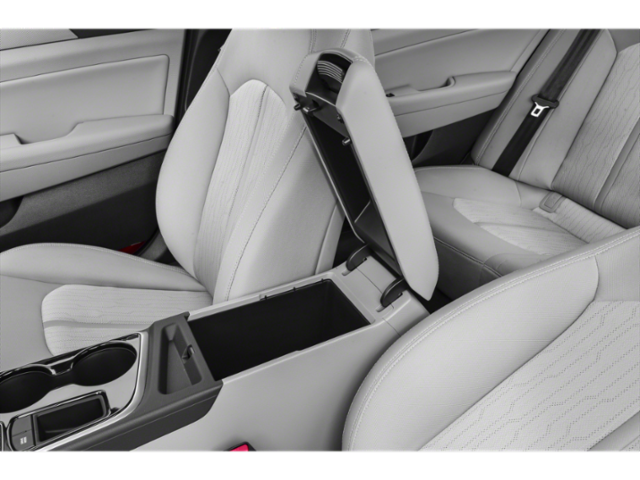 Used 2019 White Hyundai Limited image 13