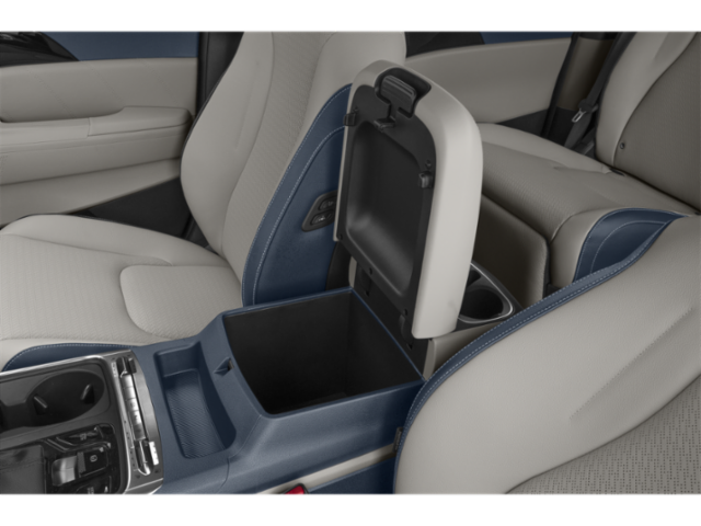 New 2027 Ceramic Silver Kia SX Prestige image 11