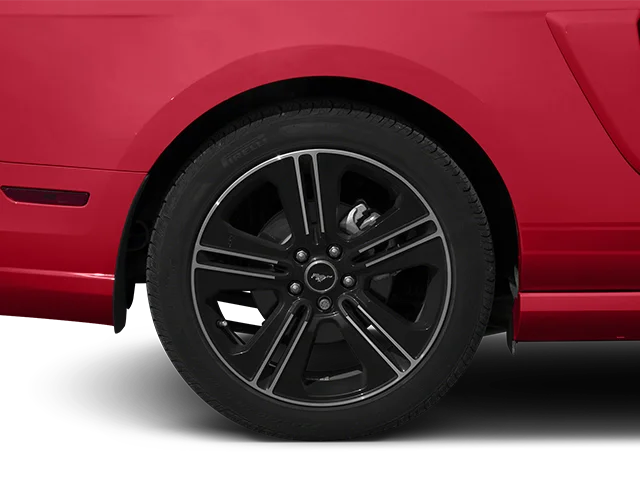 Used 2013 Red Ford GT Premium image 9