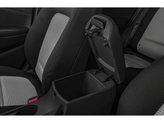 Used 2020 Gray Hyundai SE image 11