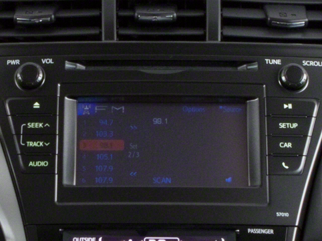 Used 2013 White Toyota Two image 7