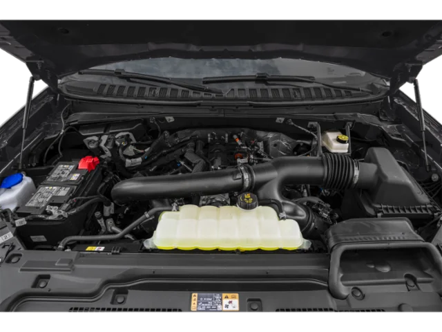 New 2025 Star White Metallic Tri-Coat Ford Active MAX image 8