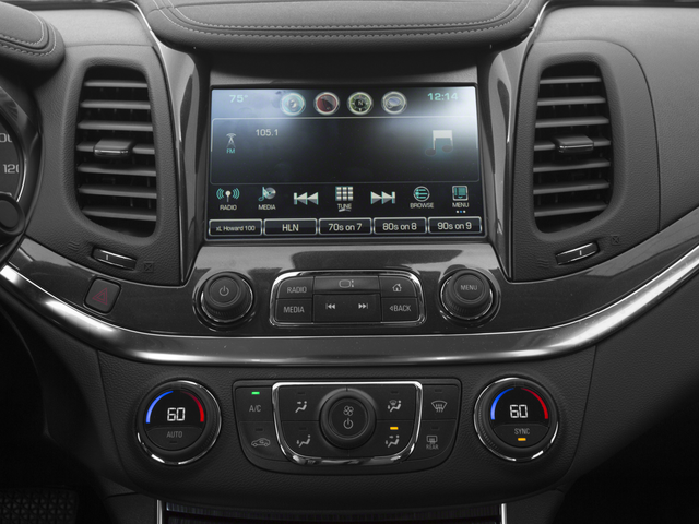 Used 2018 Summit White Chevrolet LT image 10