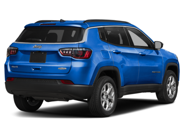 New 2026 Hydro Blue Pearl-Coat Exterior Paint Jeep Latitude image 23