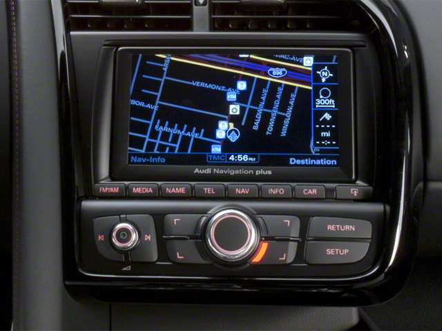 Used 2010  Audi 5.2L image 10