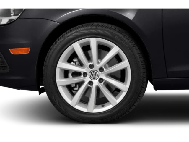 Used 2015 Gray Volkswagen Executive Edition image 9