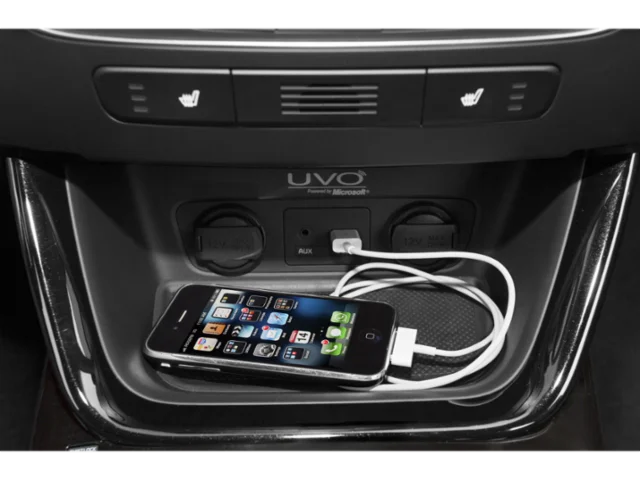 Used 2015 Silver Kia LX image 18