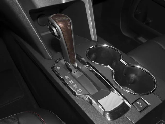 Used 2015 Black GMC Denali image 8