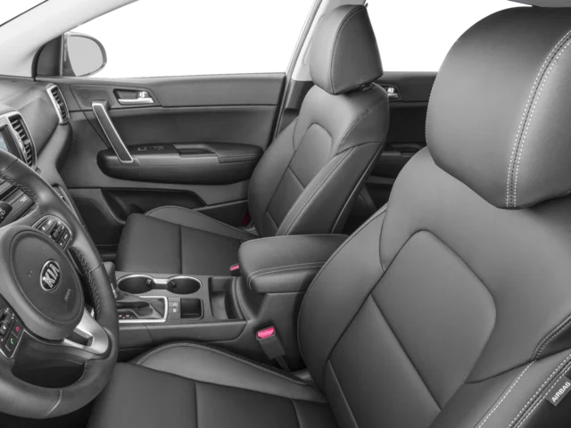 Used 2017 Red Kia EX image 10