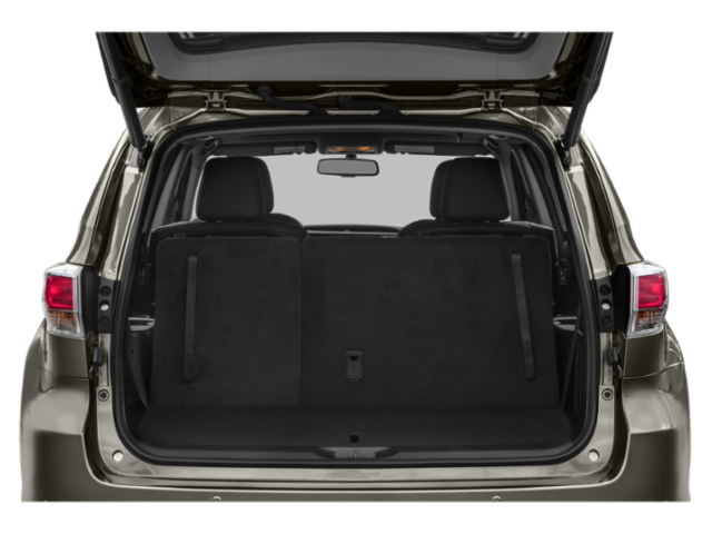 Used 2015 Silver Sky Metallic Toyota XLE image 10